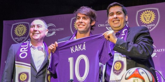 10 pesepakbola dengan pendapatan tertinggi di dunia tahun 2015