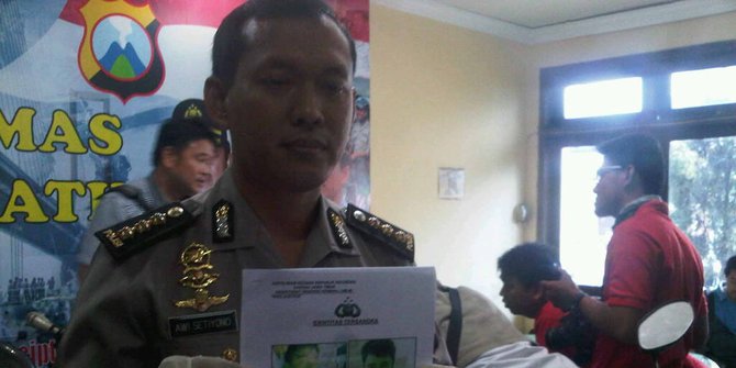 Begal yang tewas didor tim Cobra punya tato  RAMPOK di 