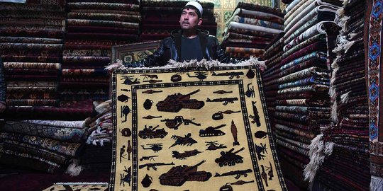 Imbas konflik, karpet bertema perang jadi marak di Afghanistan