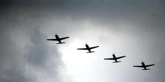 Tabrakan, para pilot Jupiter TNI AU selamat karena kursi lontar