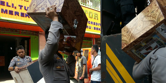Polisi gerebek ruko perakitan mesin judi di Medan, 8 orang ditangkap