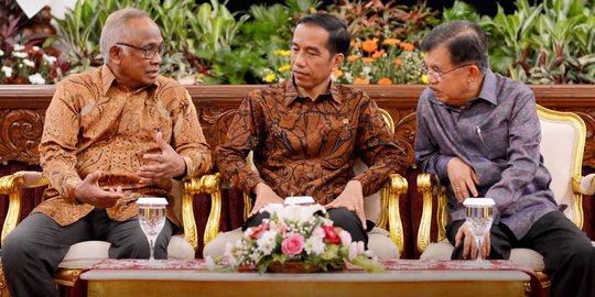 Paket kebijakan Jokowi bukan yang dibutuhkan masyarakat saat ini