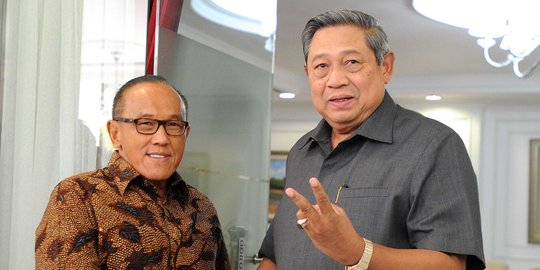 Fahri Hamzah sebut Ical komunikasi dengan SBY, Demokrat gabung KMP