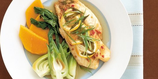 Perangi kanker usus dengan ikan dan sayuran