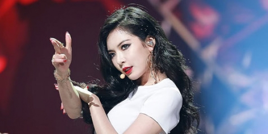 Foto masa lalu tersebar, HyunA dibilang operasi plastik