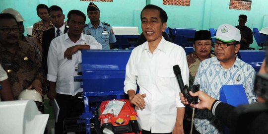 TNI bantah Jokowi batal salat di Masjid Gede karena broadcast BBM