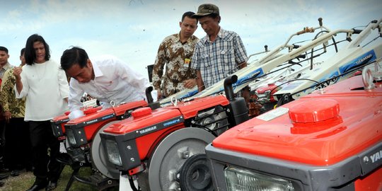 Ribut-ribut soal traktor Jokowi, tim Kementan temui petani Ponorogo