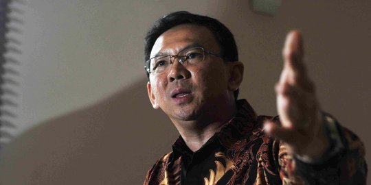 Ahok sebut DPRD DKI ulur pembahasan RAPBD 2015 biar tak jadi Perda