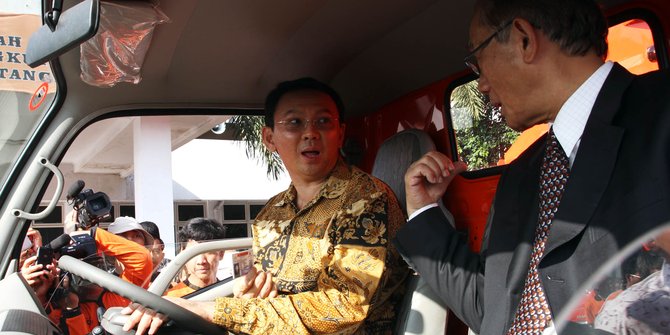 DPRD tolak e-budgeting, Ahok diminta lanjutkan ajak polisi 