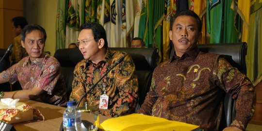 Ribut dengan Ahok berujung RAPBD 2015 batal diketok, DPRD minta maaf