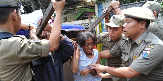 Orang gila masuk Balai Kota Solo, Satpol PP lakukan razia