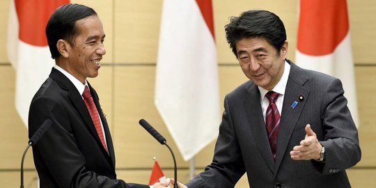 Jokowi dan Shinzo Abe sepakat perkuat pertahanan Indonesia-Jepang