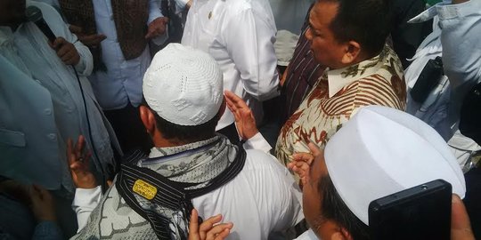 Di tengah kisruh RAPBD, ormas ini kembali demo tuntut Ahok mundur