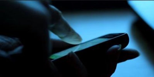 smartphone sebagai alarm tidur