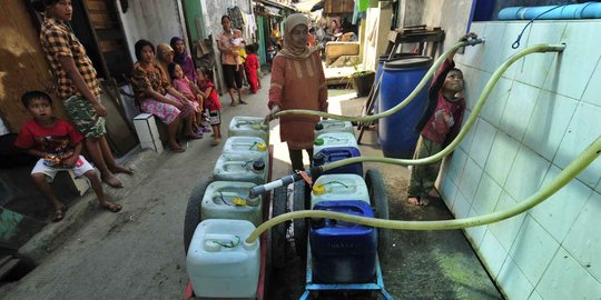 Jokowi didesak ambil alih pengelolaan air dari Aetra dan Palyja