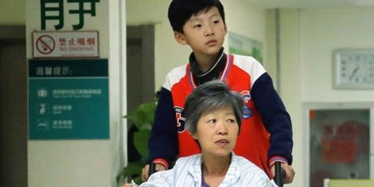 Demi kesembuhan, bocah di China antar nenek berobat sejauh 965 Km