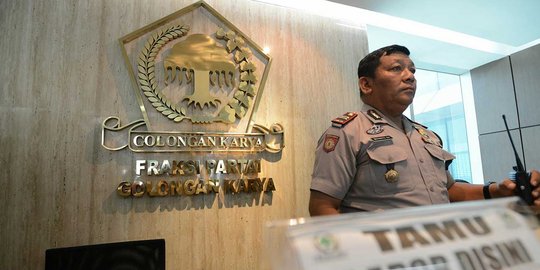 Isu ambil alih, pengamanan kantor Fraksi Golkar dijaga ketat polisi