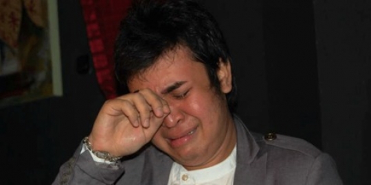 Hamil 3 bulan, fans ini ingin melihat jenazah Olga
