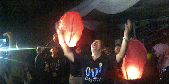 Earth Hour, warga Bandung matikan listrik dan lari malam