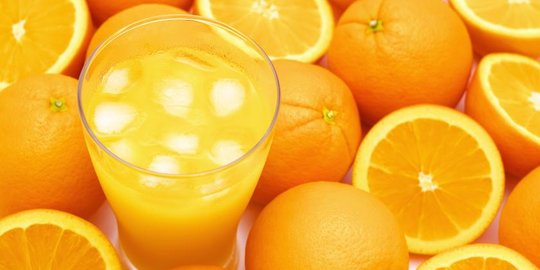 Mengungkap manfaat minum jus jeruk di pagi hari