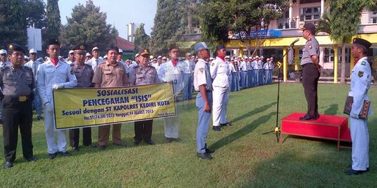 Polisi Kediri beri pengarahan tentang bahaya ISIS pada pelajar