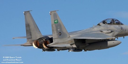 ini kekuatan dahsyat koalisi arab saudi serbu pemberontak di yaman
