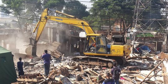 Untuk proyek atas banjir, 250 rumah di tepi Kali Karang dibongkar