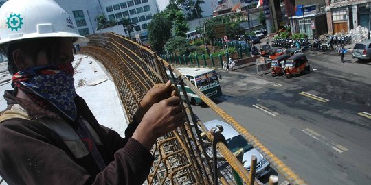 Disokong dana besar, pembangunan oleh BUMN dituding justru lamban