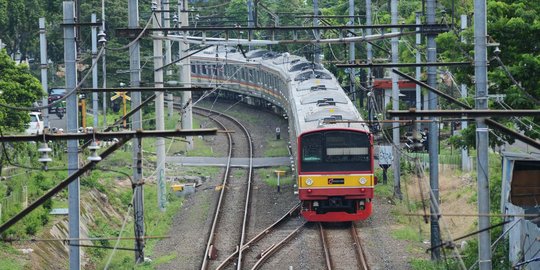 Hari ini tarif KRL Jabodetabek dihitung sesuai jarak tempuh