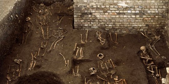 1300 tengkorak di bawah kampus universitas cambridge rev5