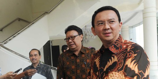 Ahok prioritaskan banjir dan macet dalam Rapergub 2015