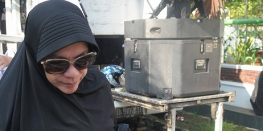 Dorce peringatkan warga waspada aksi copet di tahlilan Olga