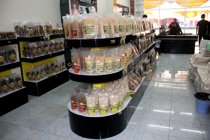 grand opening lawang agung malang