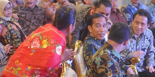 Presiden Jokowi dituding jadikan BBM komoditas pencitraan