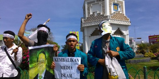 Mahasiswa Aceh demo kecam pemblokiran situs Islam