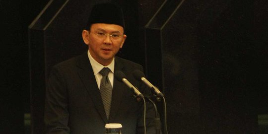 Jalan panjang menggulingkan Ahok