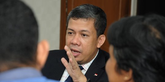 Fahri Hamzah minta Jokowi kembalikan nama baik Komjen Budi Gunawan