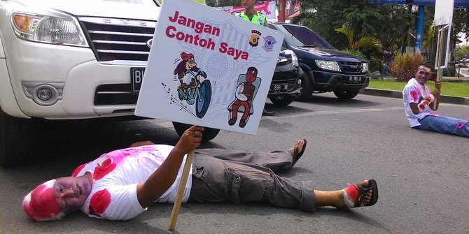 Polantas Aceh gelar aksi teatrikal sosialisasikan aturan berkendara
