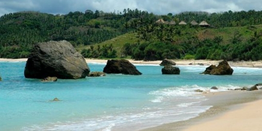 Wah, Pantai Nihiwatu di NTT ternyata tercantik di dunia