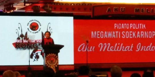 Berlinang air mata, Megawati buka Kongres IV PDIP di Bali