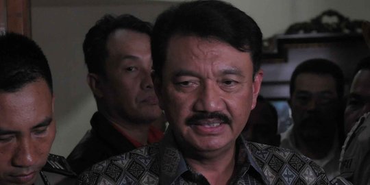 Bongkar kasus baru, KPK diminta tak abaikan perkara Komjen Budi