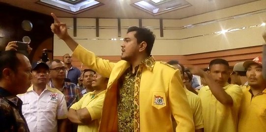 Ini kronologis kericuhan rapat Golkar kubu Agung di Medan