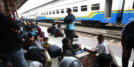 Tiket kereta ekonomi H-7 lebaran habis terjual
