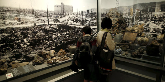 Mengenang hancurnya Jepang akibat bom atom AS di museum Hiroshima