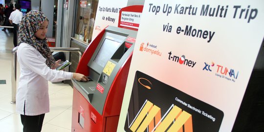 Sambut Hari Kartini, beli KMT Commuter Line dapat setengah harga