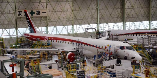 Mengintip perakitan pesawat Mitsubishi Regional Jet buatan Jepang