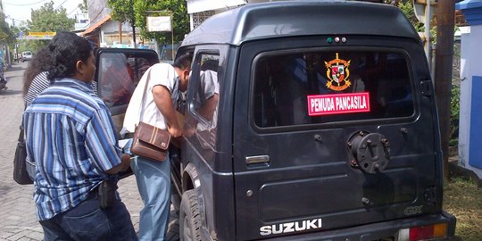 Jadi tersangka, siswa SMK ikut UN dikawal polisi di sekolahnya