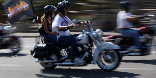 Cerita Harley Davidson adu banteng dengan bebek tewaskan 2 orang