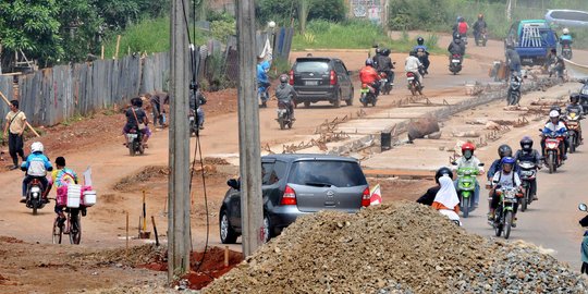 Jalur Ciregol putus pengaruhi harga bahan pokok & tiket bus