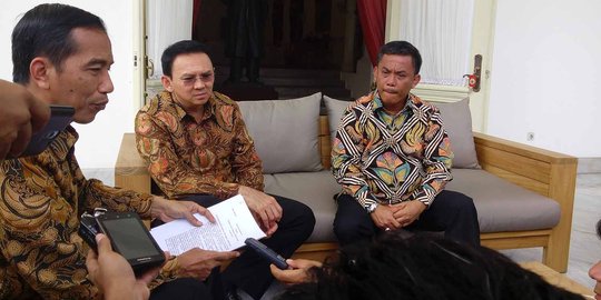 Banyak masalah lain, Jokowi tak harus ikut damaikan Ahok dan DPRD